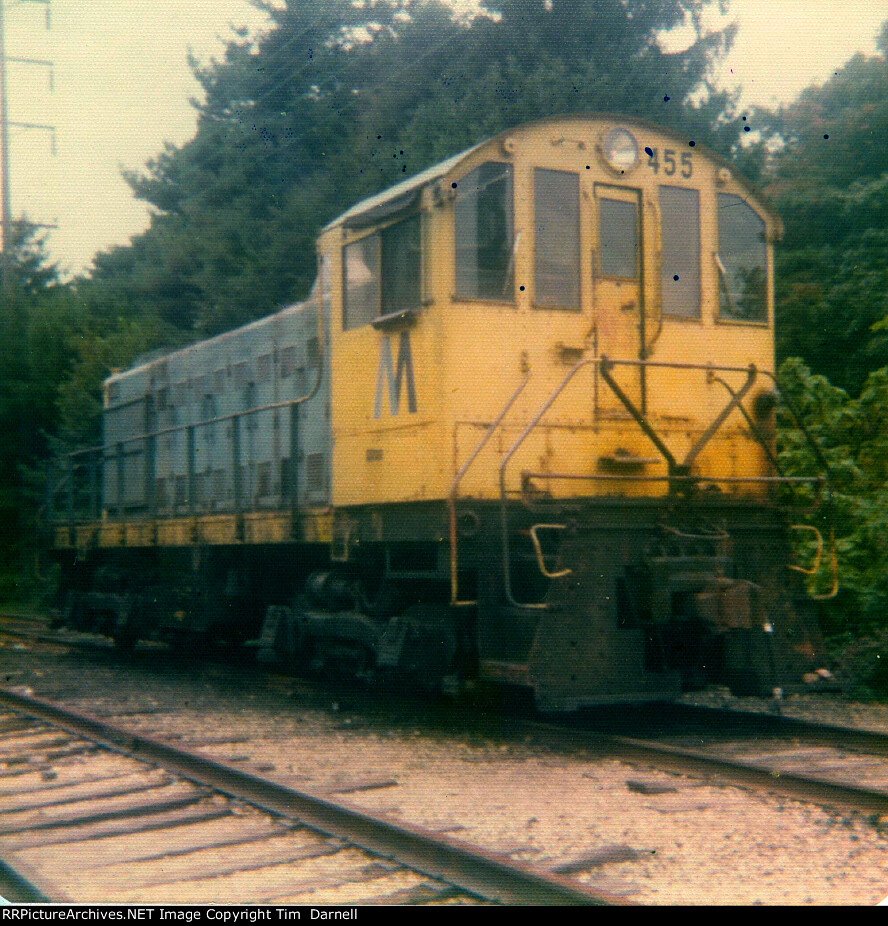 LI 455 on the former Central branch by Clinton Ave.